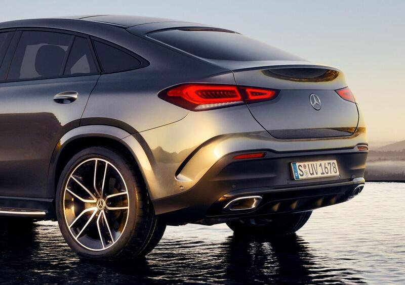 Mercedes-Benz GLE Coupé (2020-->>) (34)