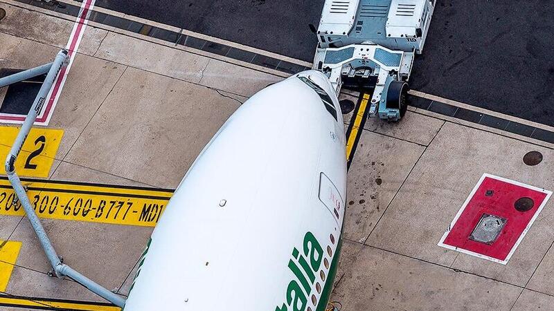 La compagnia aerea Alitalia vola ancora: target nazionalizzazione grazie a 600 milioni