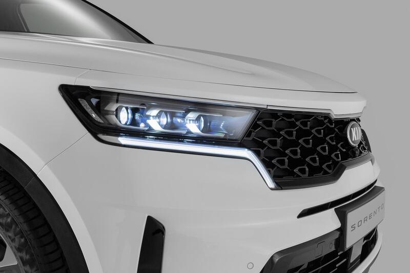 I nuovi gruppi ottici della Kia Sorento 2020