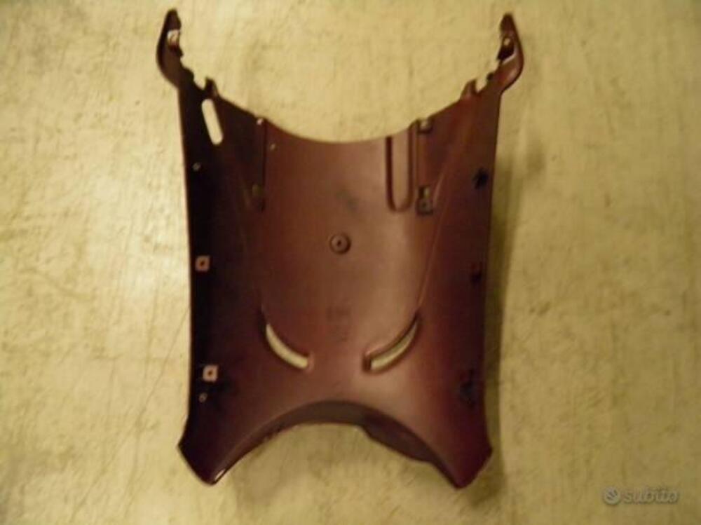 SOTTOPIANALE APRILIA GULLIVER 50 LC AP8239060 (2)