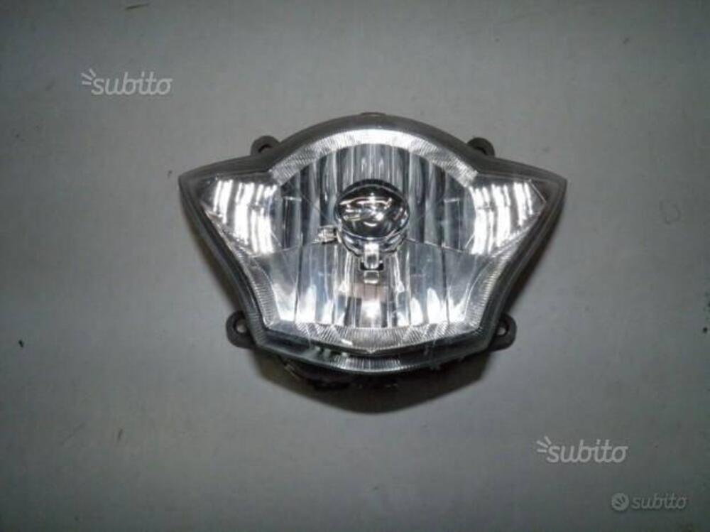 FANALE ANTERIORE USATO PER HONDA SH 125 E 150 2013