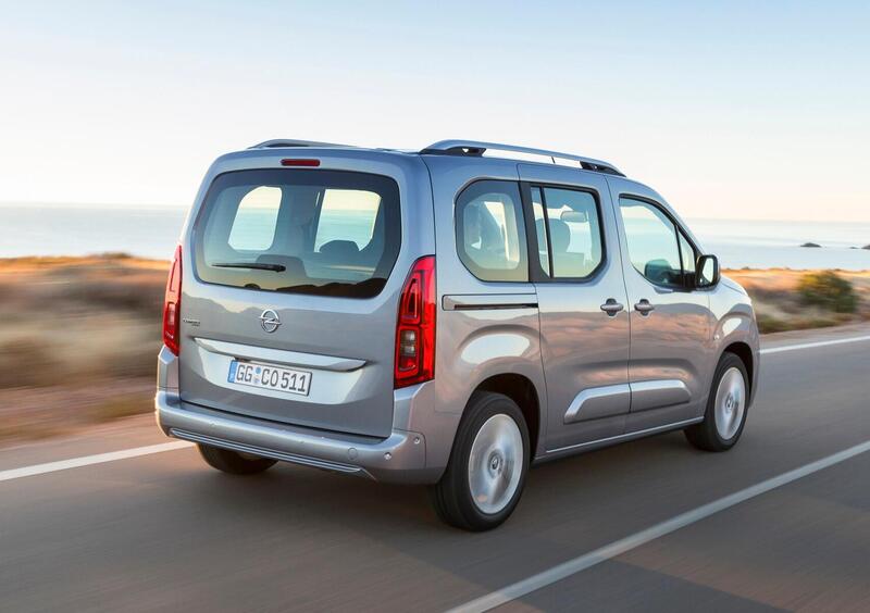Opel Combo Life (2018-->>) (5)