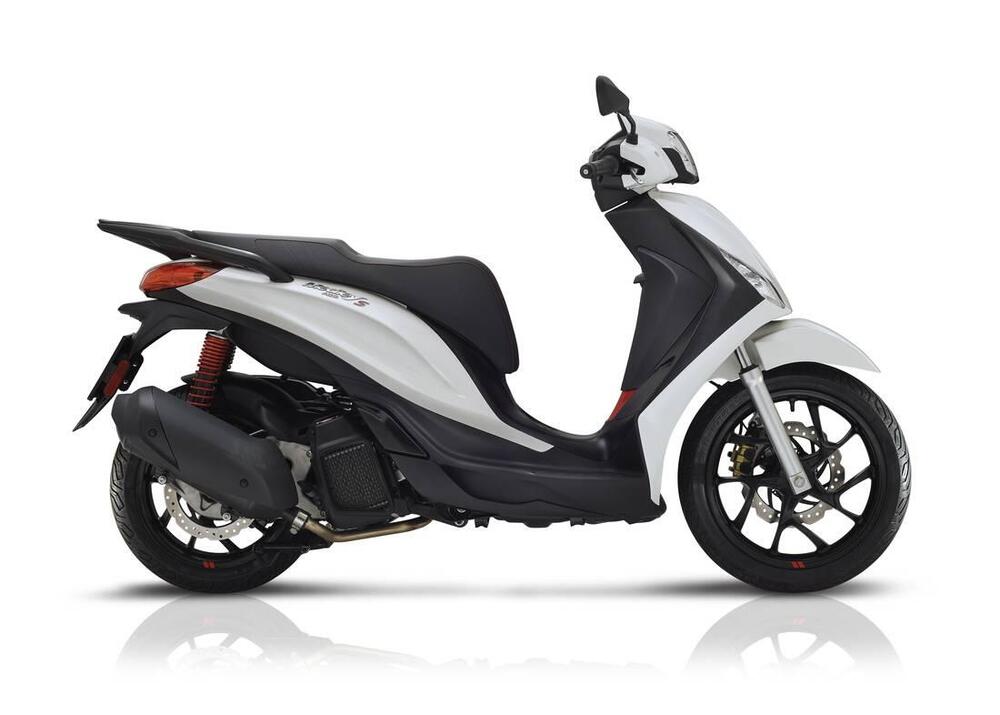 Piaggio Medley 200 S (2025) (3)