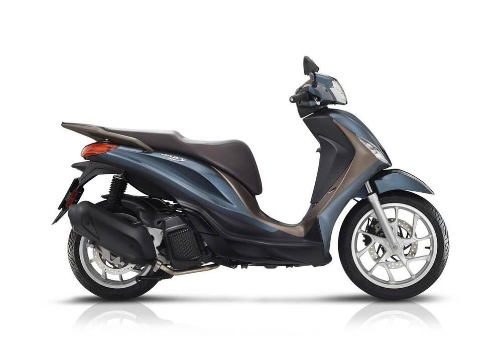 Piaggio Medley 200 (2025) (2)