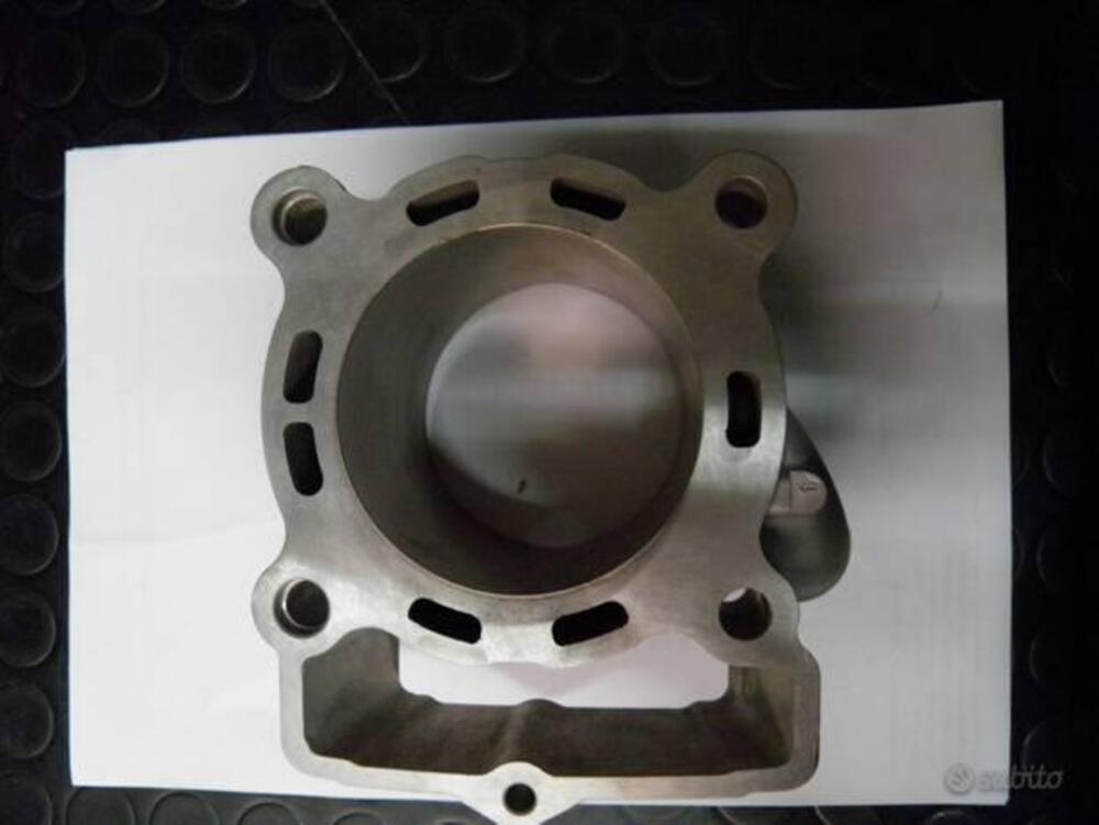 CILINDRO CON PISTONE PER HUSQVARNA FE 250 DAL 2014 (3)