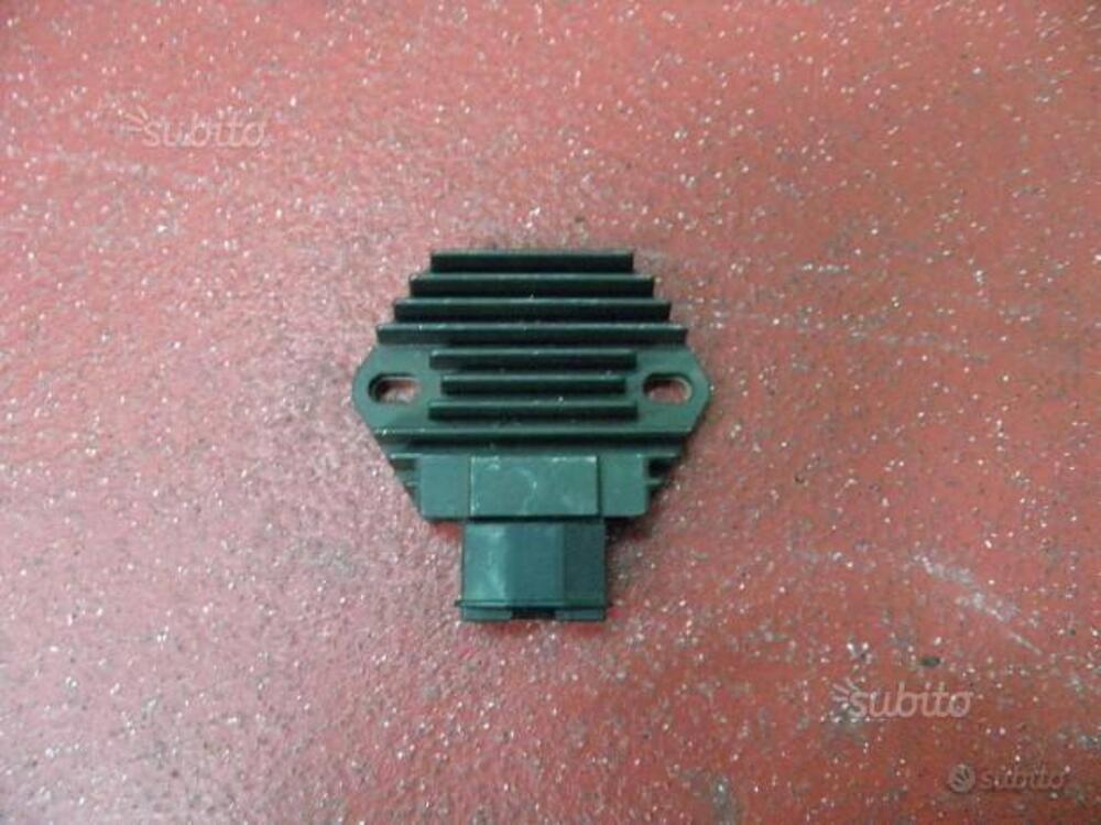 REGOLATORE DI TENSIONE APRILIA SXV/RXV AP9100424