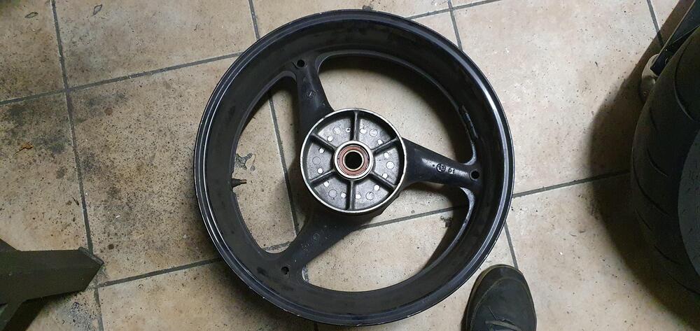 cerchione cbr 954 Honda (2)