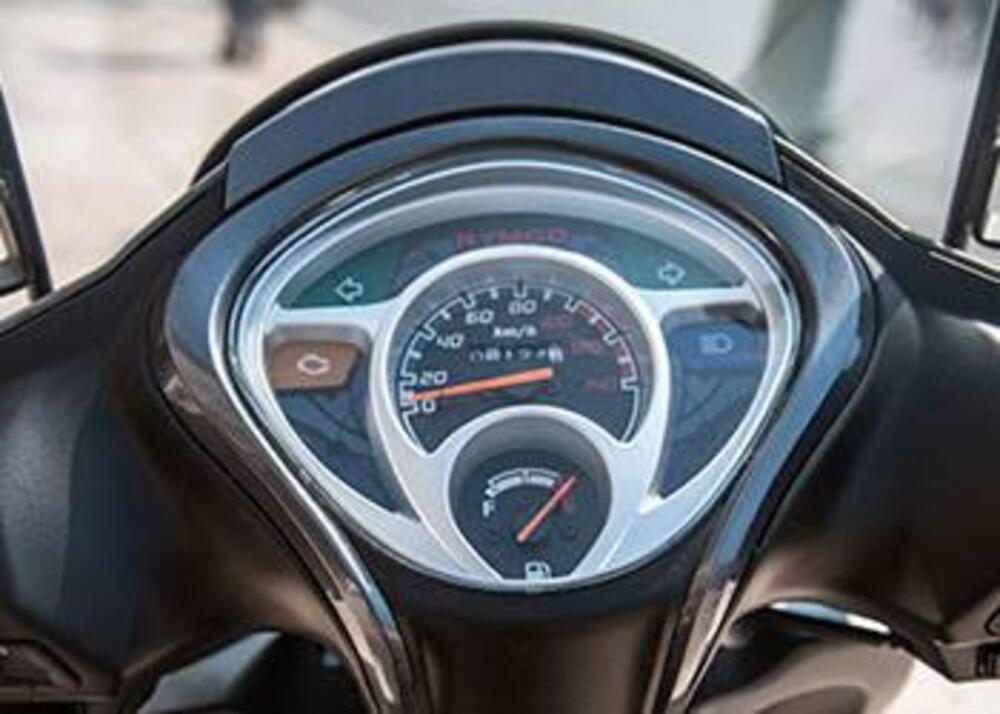 Kymco People 125i One (2021 - 25) (10)