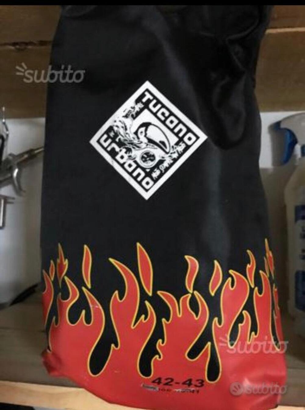 Per la pioggia Tucano Urbano (2)