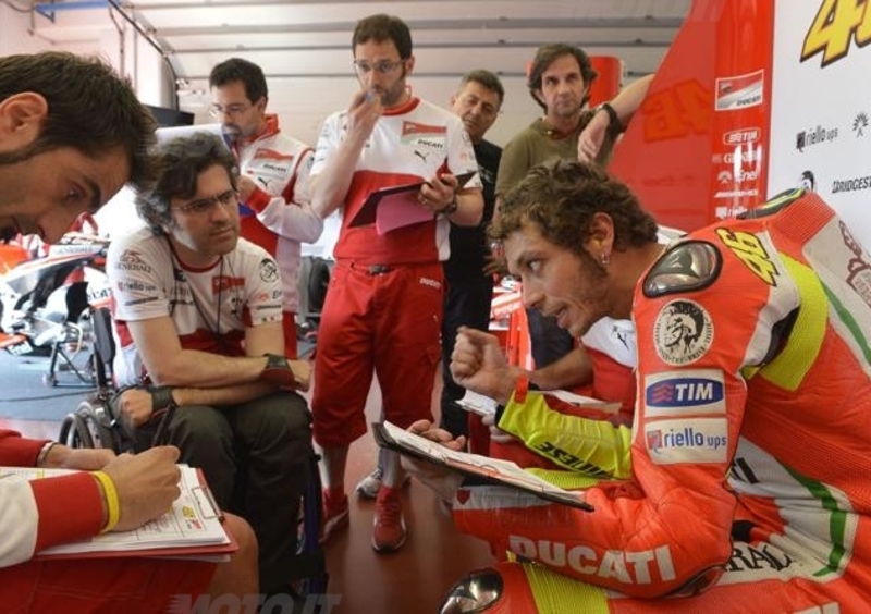 Ducati al Mugello. Valentino Rossi: "Test positivo". Il commento di Preziosi 