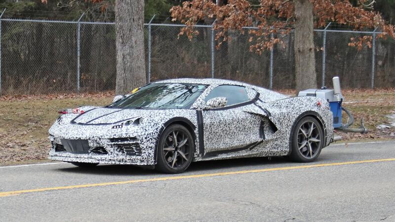 Corvette C8 PHEV: ibrida anti Ferrari SF90 Stradale? [Foto spia]