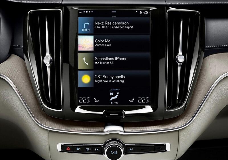 Volvo XC60 (2017-->>) (41)