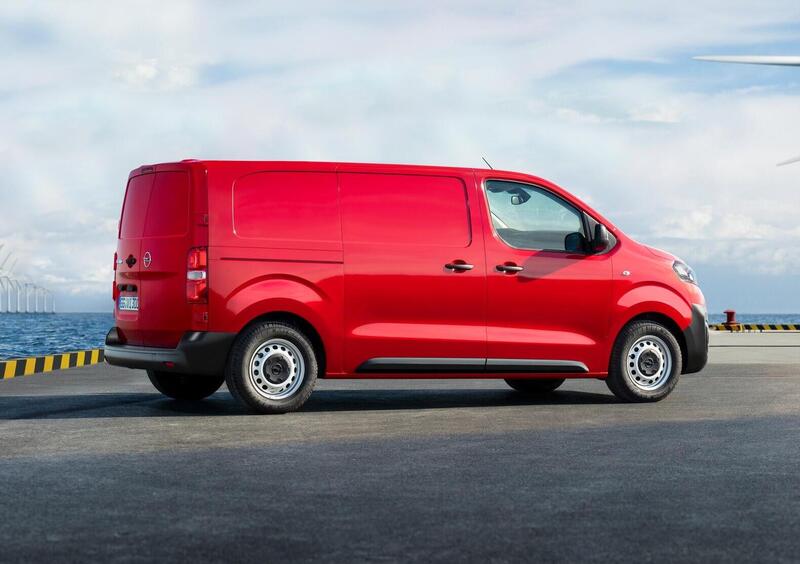 Opel Vivaro (2019-->>) (4)