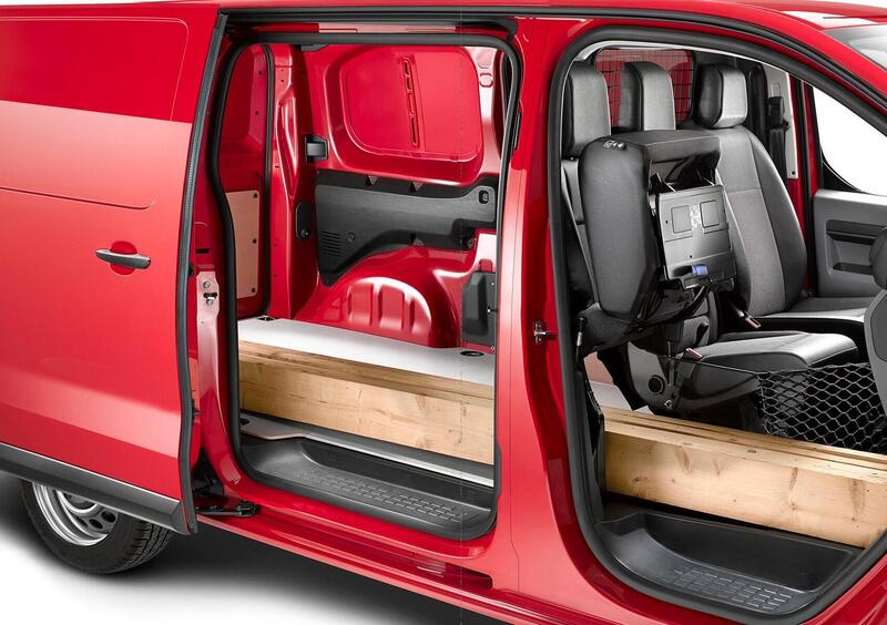 Opel Vivaro (2019-->>) (13)