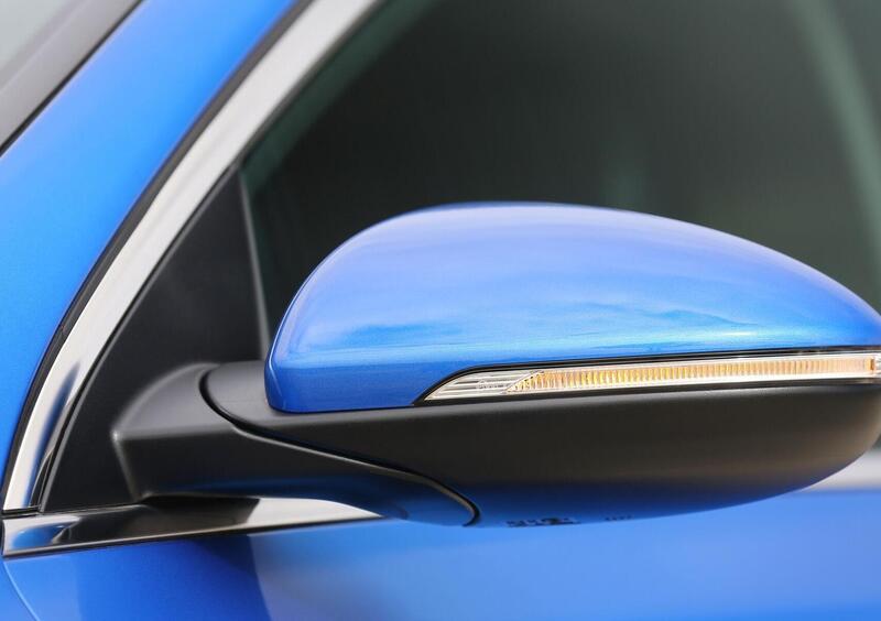 Kia Ceed (2018-->>) (23)