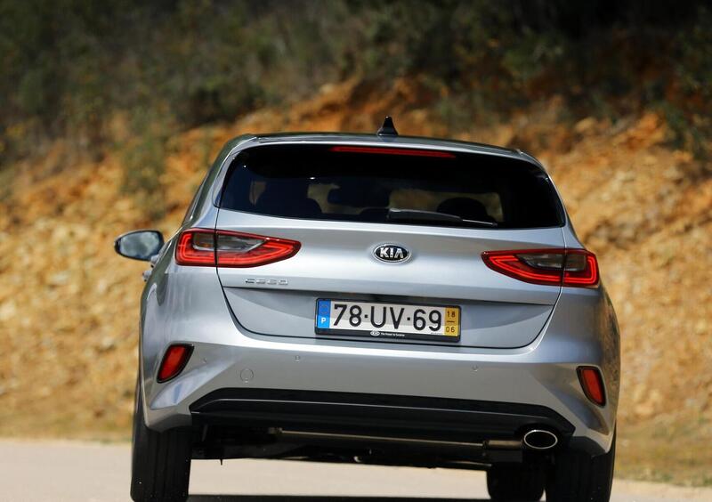 Kia Ceed (2018-->>) (10)