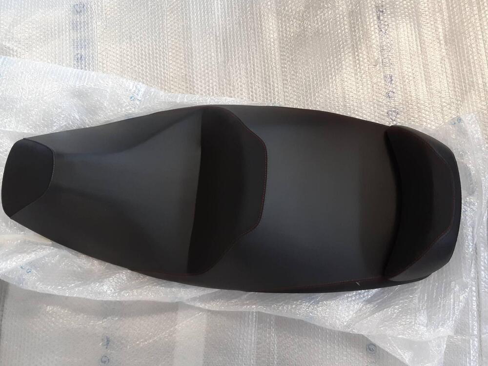 SELLA PIAGGIO MP3 500 HPE - 350 (3)
