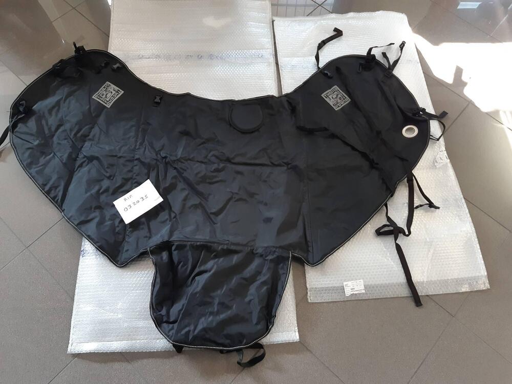 COPERTINA TUCANO R040 USATA Tucano Urbano