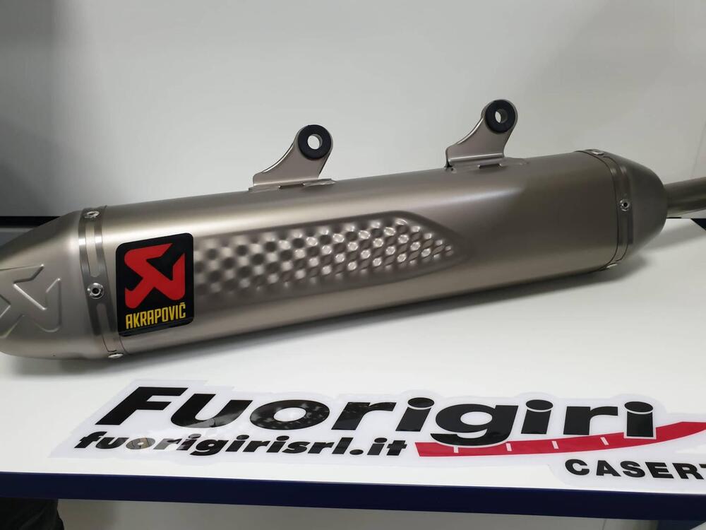 Scarico Husqvarna/ KTM Akrapovic