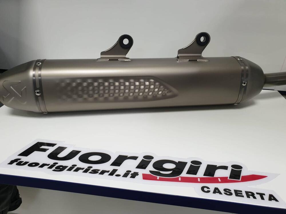 Scarico Husqvarna/ KTM Akrapovic (4)