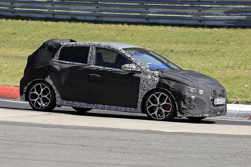 La Hyundai i20 N 2020 in appoggio al Ring