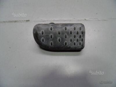 GOMMA PEDANA APRILIA SCARABEO 500 CODICE AP8144514