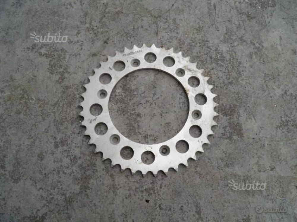 CORONA USATA Z 42 CODICE 0601 PER KTM