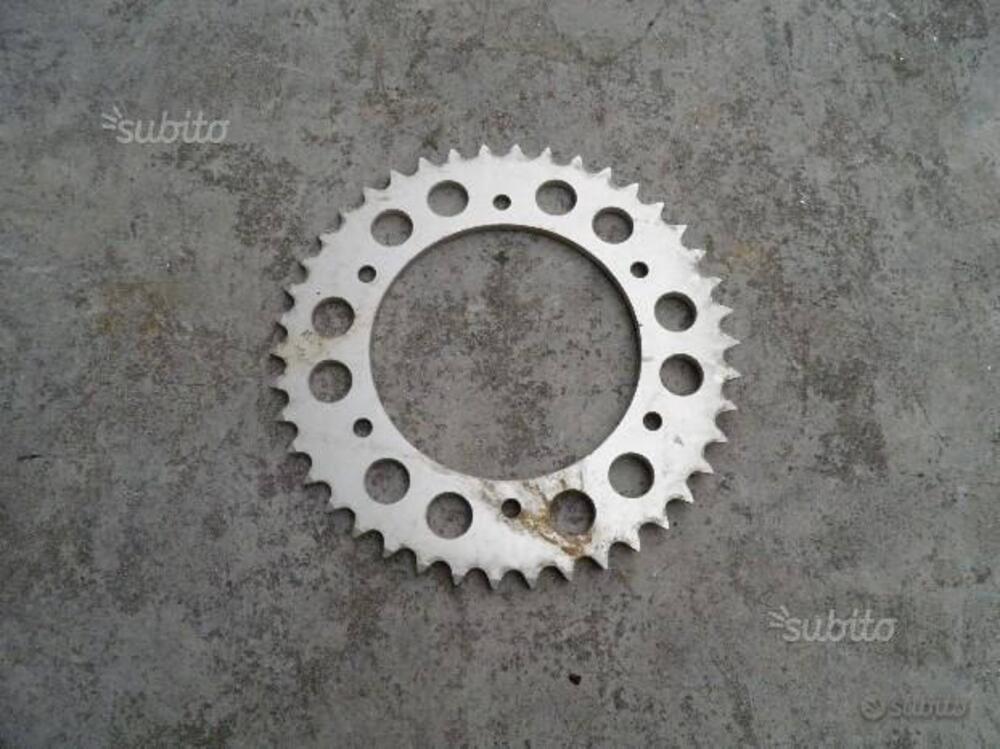 CORONA USATA Z 42 CODICE 0601 PER KTM (2)