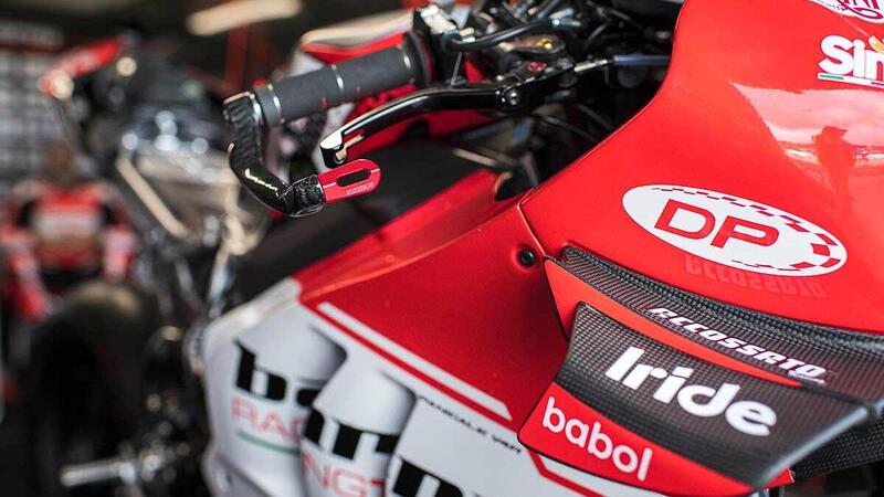 Il&nbsp;Barni Racing Team apre l&#039;officina a chi lavora in prima linea