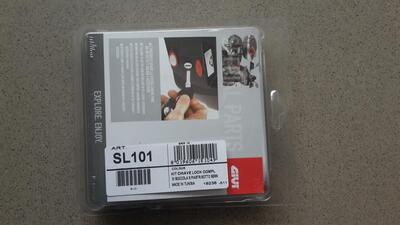 KIT CHIAVE SECURITY LOCK COMPDI BOCCOLA E PIAST Givi