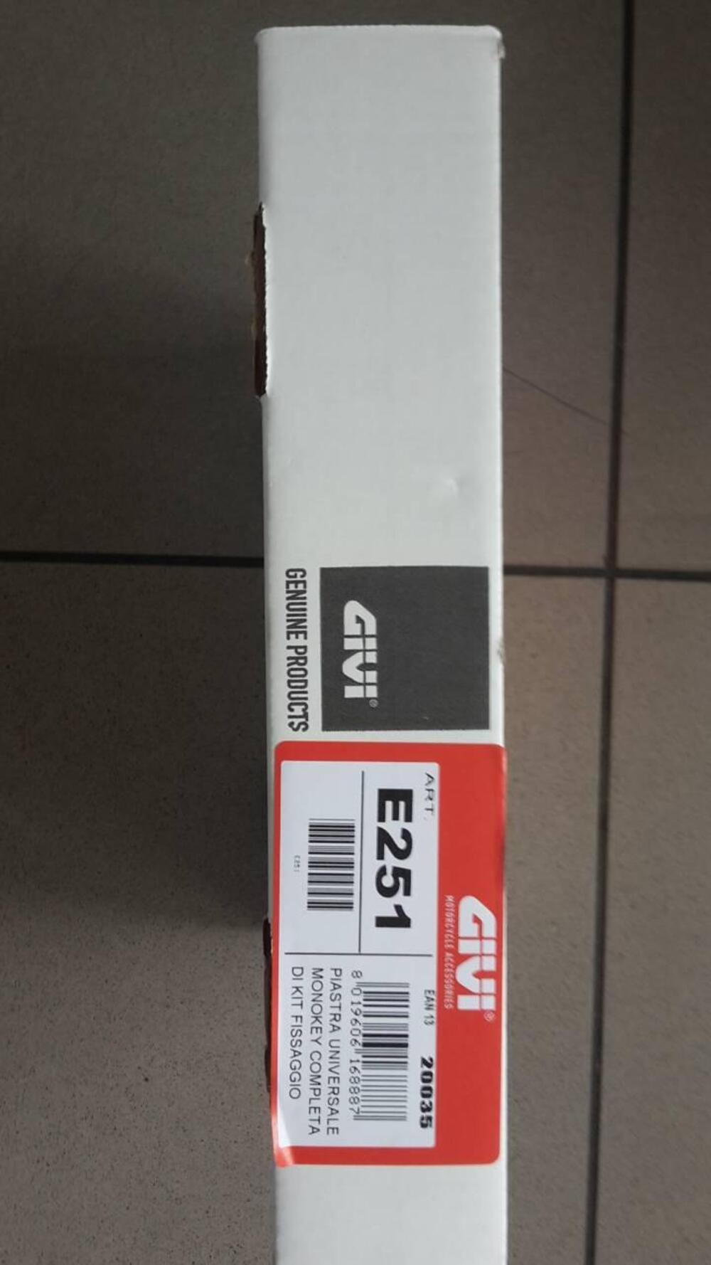 GIVI E251 PIASTRA UNIVERSALE MONOKEYCOMPL. DI KIT