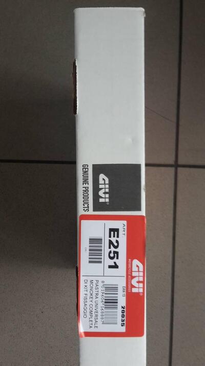 GIVI E251 PIASTRA UNIVERSALE MONOKEYCOMPL. DI KIT