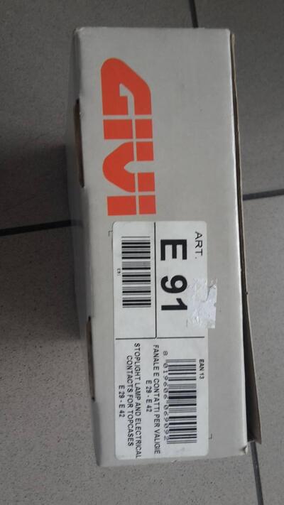 GIVI E91 FANALI E CONTATTI PER VALIGIE E29/42