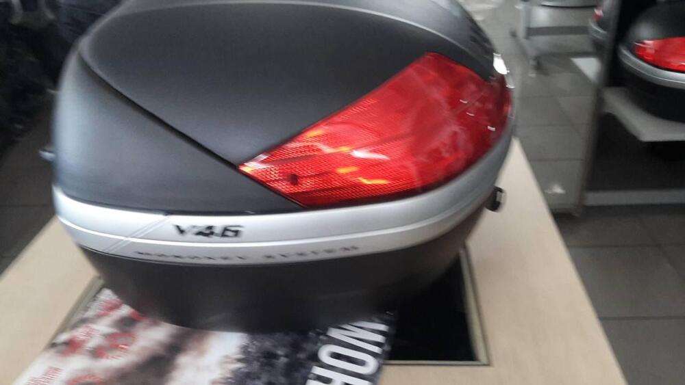 GIVI V46 VALIGIA V46 NERA CON COVER NERA (2)