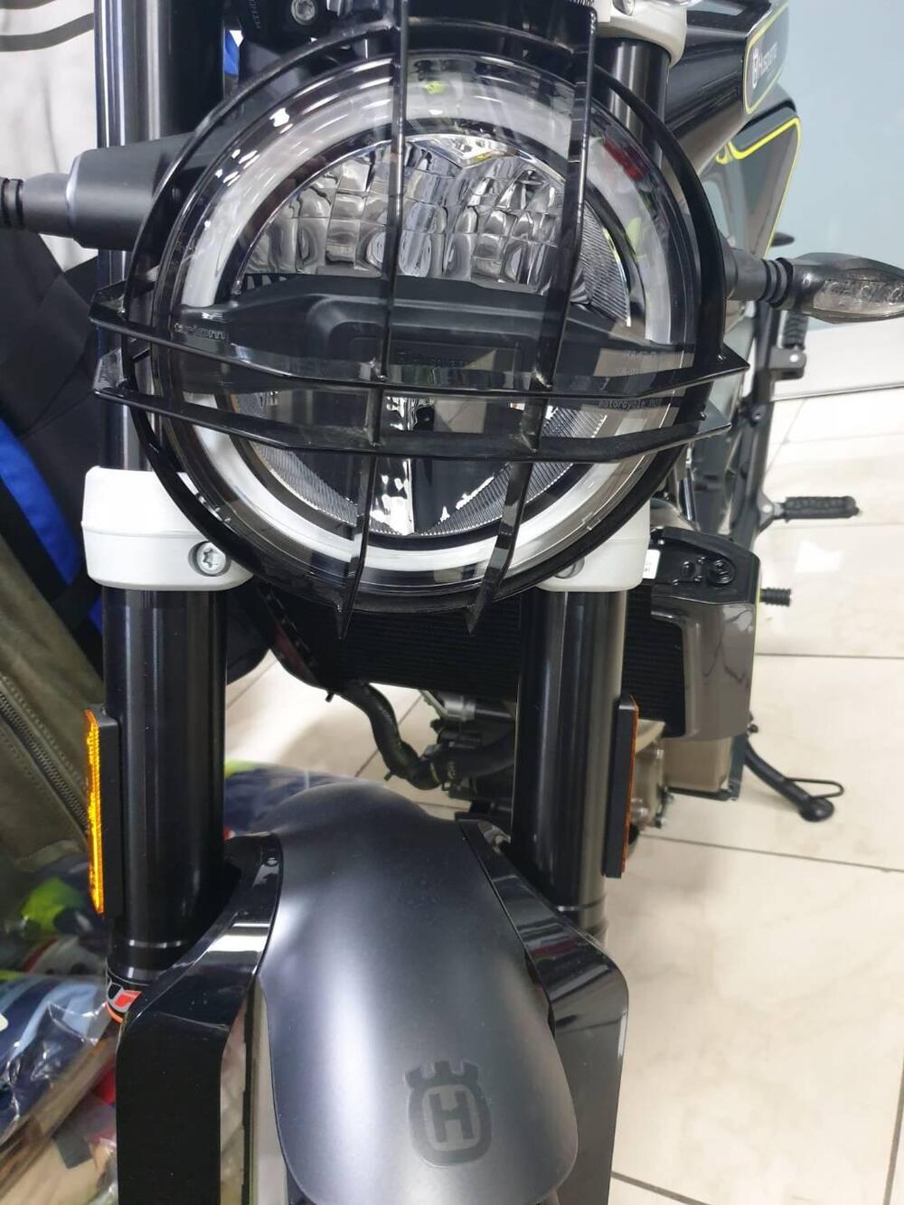 Griglia Husqvarna x faro Svartpilen Vitpilen 401 (3)