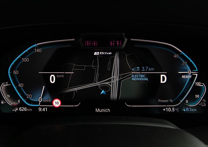 BMW X5 (2018-->>) (37)