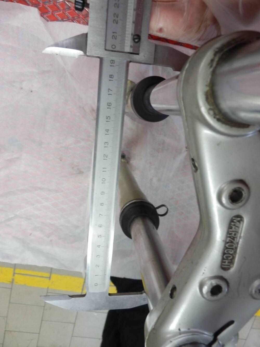 Forcella Marzocchi VV (3)