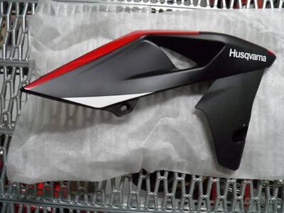 FIANCHETTO DESTRO PER HUSQVARNA 630