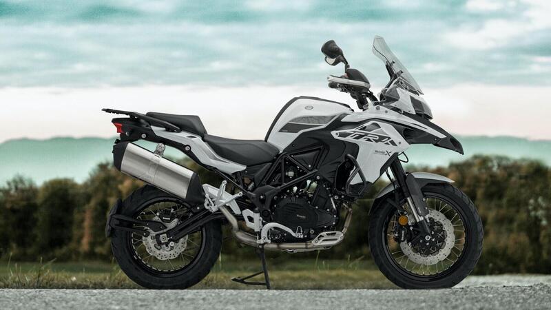 Benelli: nuova TRK 502 X 2020, foto e prezzi