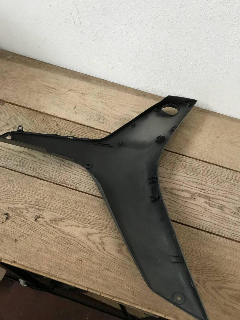 Carena lat sx Honda CBR 1000 RR S.L (2)