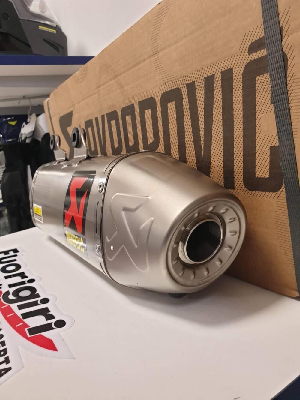 TERMINALE HUSQVARNA KTM AKRAPOVIC (3)