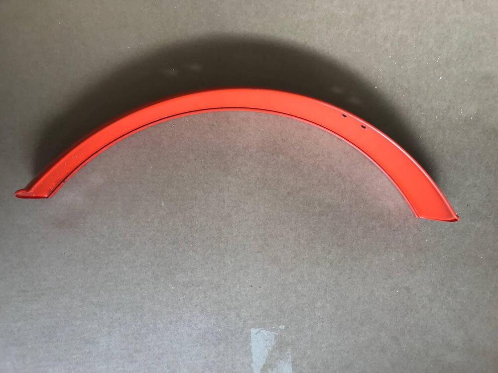 Parafango ant arancio A Ducati Scrambler VV (5)