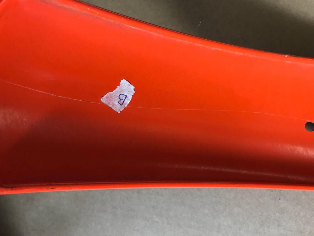 Parafango ant arancio B Ducati Scrambler VV (6)