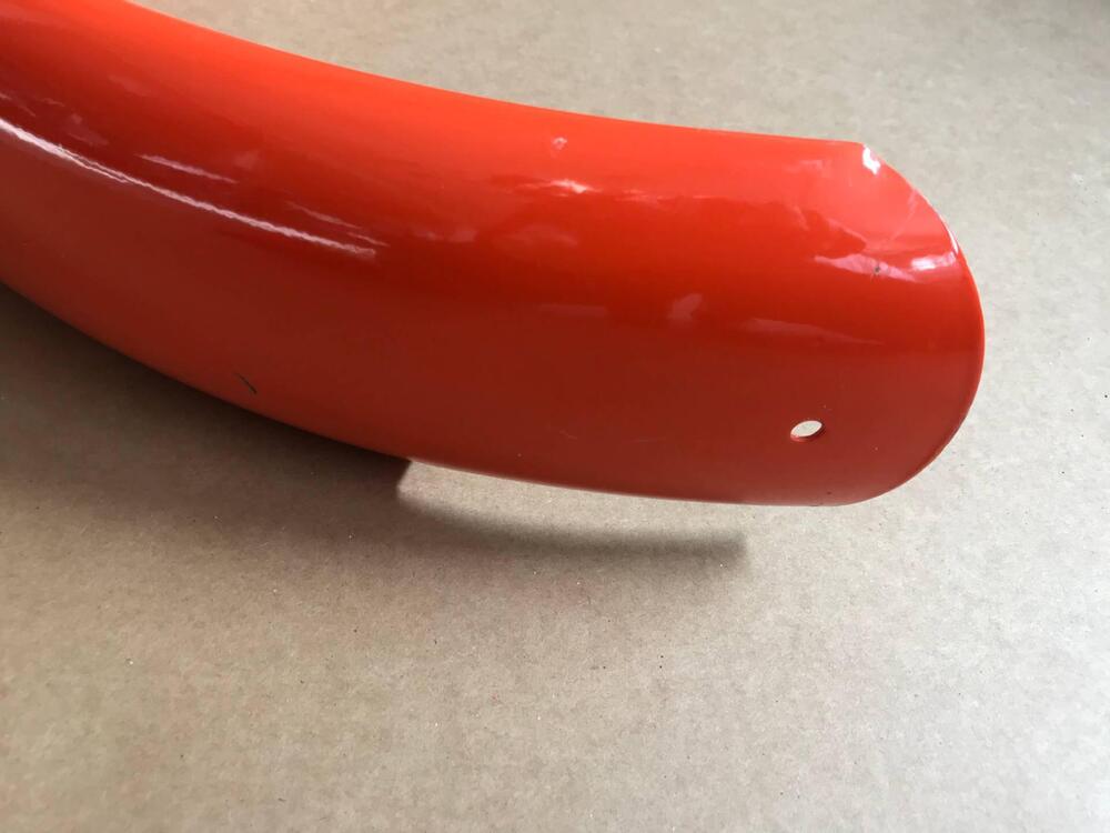 Parafango post arancio L Ducati 250 Scrambler VV (5)