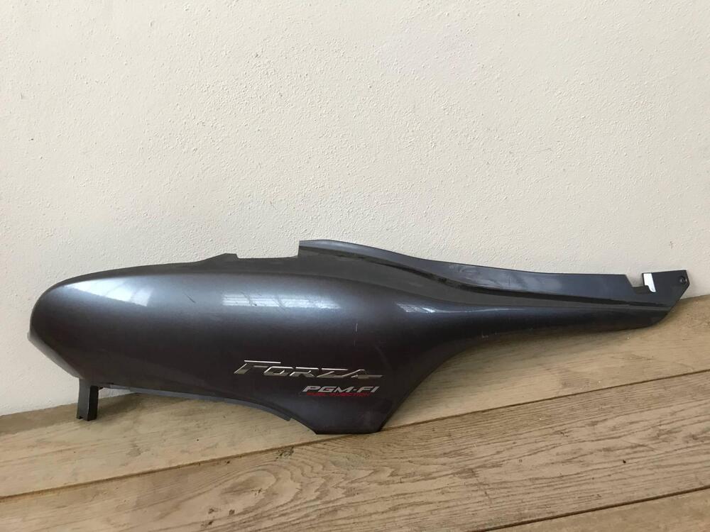 Carena post dx Honda Forza 2005 S.L