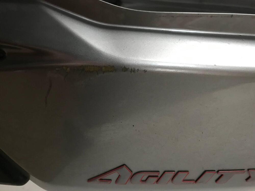 Carena post dx-sx con fanale Kymco Agility 1 tipo (5)