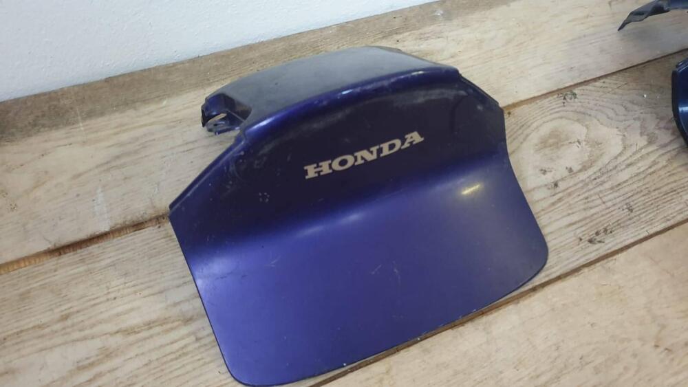 Codone post viola Honda Foresight 250 S.L (2)