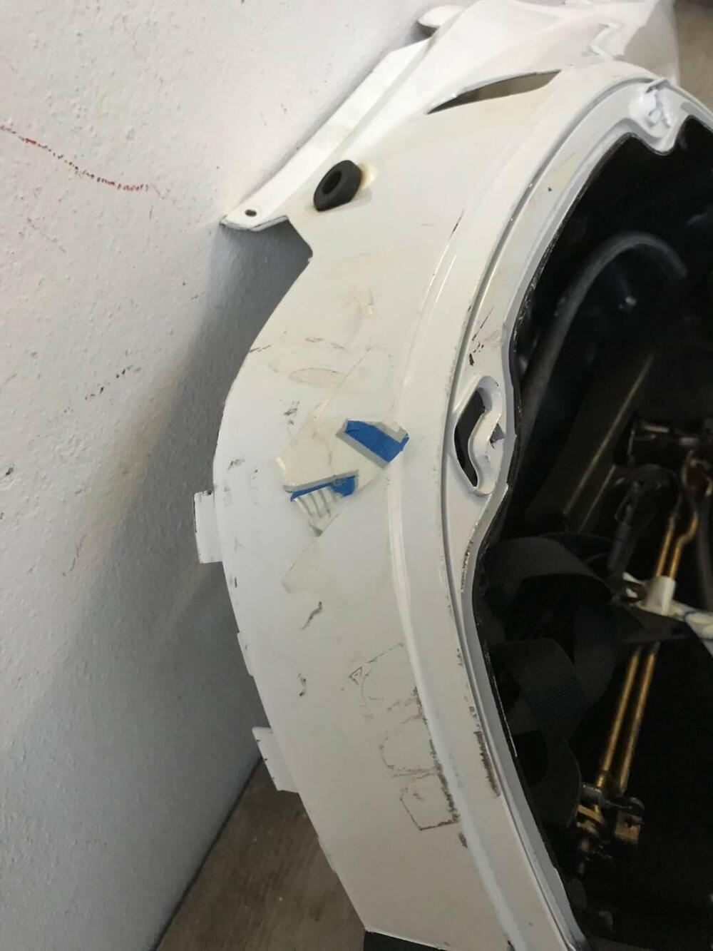 Borsa post dx bianca Honda Deuville 650 2002-2004 (6)