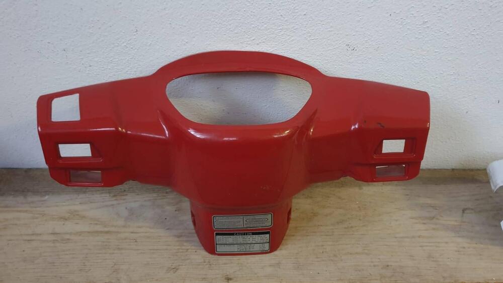 Coperchio int manubrio con imperfezione Like Kymco