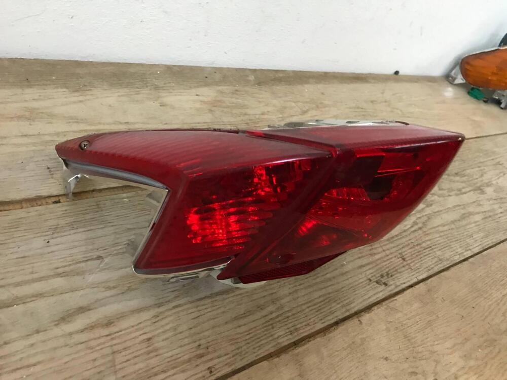 Fanale post II Kymco S.L